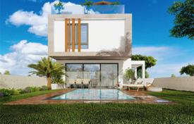 Комплекс вилл с бассейнами рядом с пляжем, Ливадия, Кипр за От 470 000 €