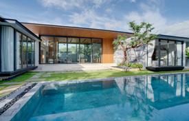 Новый жилой комплекс великолепных вилл с бассейнами в Таланге, Пхукет, Таиланд за От $1 579 000