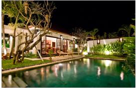 Комфортабельная вилла с бассейном и садом в 400 метрах от пляжа, Семиньяк, Бали, Индонезия за 2 650 € в неделю