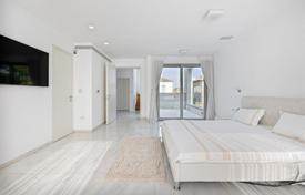 Роскошная вилла в пешей доступности от моря в престижном комплексе «Гали Техелет», Герцлия, Израиль за $7 671 000