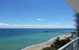 Меблированная квартира с видом на океан в резиденции на первой линии от пляжа, Санни Айлс Бич, США за $982 000