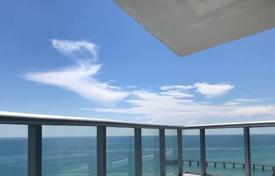 Просторная квартира с видом на океан в резиденции на первой линии от пляжа, Санни Айлс Бич, Флорида, США за $1 255 000
