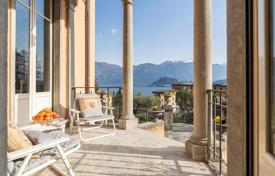 Историческая трехуровневая вилла с видом на озеро Комо в Грианте, Италия за 1 800 000 €