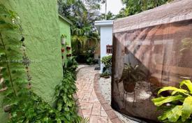 Земельный участок в Майами, США за 1 555 000 €
