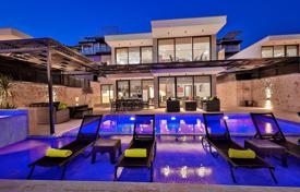 Красивая вилла с бассейном, террасами и видом на море, Калкан, Турция за $7 400 в неделю