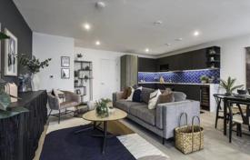 Трехкомнатные апартаменты в новой резиденции с садом и кинотеатром, Лондон, Великобритания за £617 000