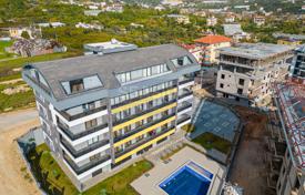 Меблированная квартира с двумя балконами, недалеко от центра города и моря, Оба, Турция за $289 000