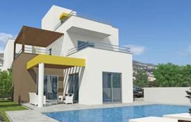 Комплекс вилл с бассейнами и панорамным видом на море, Пейя, Кипр за От 480 000 €