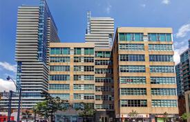 Квартира на Эглинтон-авеню Восток, Торонто, Онтарио,  Канада за C$931 000