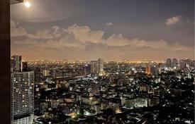 Кондоминиум в Чатучаке, Бангкок, Таиланд за $239 000