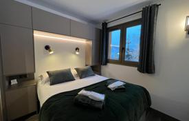 Квартира в Мерибеле, Лез Аллю, Овернь — Рона — Альпы,  Франция за 850 000 €