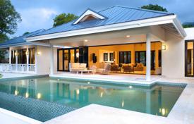 Просторная резиденция с панорамным видом на море и бассейном в курортной зоне города Невис за $5 350 000
