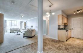 Квартира на Карлтон-стрит, Олд Торонто, Торонто,  Онтарио,   Канада за C$921 000