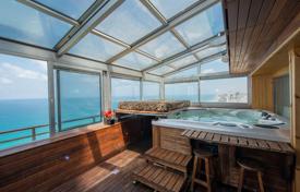 Современный пентхаус с террасой и видом на море в светлой резиденции, недалеко от пляжа, Нетания, Израиль за $1 049 000