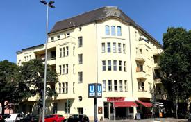 Четырехкомнатные апартаменты с подвалом и балконом в районе Шарлоттенбург, Берлин, Германия за 464 000 €