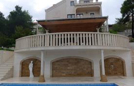 Роскошная вилла с двумя террасами, бассейном и частным пляжем, Чиово, Сплитско-Далматинская жупания, Хорватия за 2 700 000 €