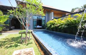 Вилла с бассейном и парковкой в охраняемой резиденции, Пхукет, Таиланд за $960 в неделю
