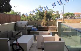 Дуплекс-апартаменты с террасой и садом, Нетания, Израиль за $670 000