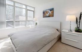 Квартира на Cапреол Коурт, Олд Торонто, Торонто,  Онтарио,   Канада за C$844 000