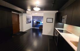 Квартира на Айcбоат Терраc, Олд Торонто, Торонто,  Онтарио,   Канада за C$912 000