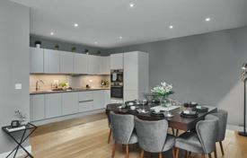 Меблированные двухкомнатные апартаменты в новой резиденции, Лондон, Великобритания за £395 000