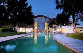 Вилла класса люкс с панорамным видом, садом и бассейном, Фуэнхирола, Испания за 4 975 000 €