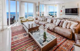 Стильная трехкомнатная квартира прямо на пляже в Майами-Бич, Флорида, США за $3 410 000