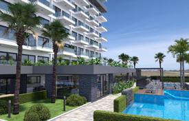 Апартаменты с видом на море и горы, в жилом комплексе с развитой инфраструктурой, Махмутлар, Турция за От $145 000