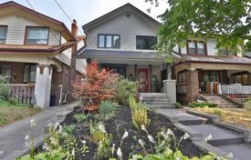 Дом в городе в Олд Торонто, Торонто, Онтарио,  Канада за C$2 142 000