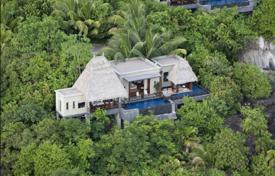 Просторная вилла с панорамным видом в элитной резиденции с пляжем и спа-центром, Анс Буало, Сейшельские острова за $12 200 в неделю