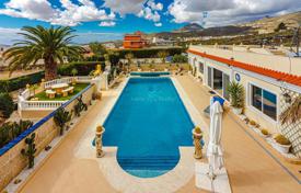 Просторная вилла с садом, бассейном, гаражом, террасой и видом на море, Сан-Лоренцо, Испания за 2 290 000 €
