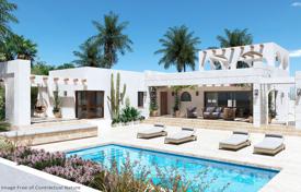 Вилла с террасой на крыше и частным бассейном в Сьюдад Кесада, Испания за 782 000 €