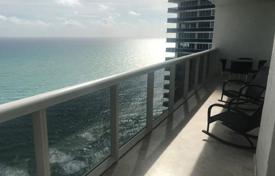 Современные апартаменты с видом на океан в резиденции на первой линии от пляжа, Халландейл Бич, США за $858 000