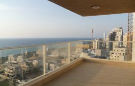 Апартаменты с террасой и видом на море в резиденции с бассейном, недалеко от побережья, Нетания, Израиль за $945 000