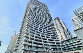 Квартира на Cапреол Коурт, Олд Торонто, Торонто,  Онтарио,   Канада за C$820 000