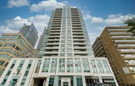 Квартира на Эглинтон-авеню Восток, Торонто, Онтарио,  Канада за C$694 000