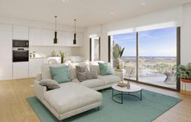 Угловые апартаменты с панорамным видом в новой резиденции с бассейном и садами, Кампельо, Испания за 380 000 €