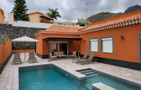 Прекрасная вилла с бассейном и паркингом в Адехе, Тенерифе, Испания за 1 525 000 €