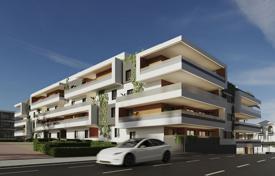 Современная квартира с террасой в Сан-Педро, Марбелья, Испания за 450 000 €