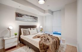 Квартира в Янг-стрит, Торонто, Онтарио,  Канада за C$754 000