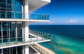 Комфортабельные апартаменты с террасой, гидромассажной ванной и видом на океан в жилом комплексе с бассейном и спа-центром, Майами-Бич, США за 3 911 000 €