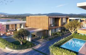 Новый жилой комплекс таунхаусов с частным пляжем в Бодруме, Мугла, Турция за От $790 000