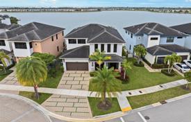 Дом в городе в Майами-Лейкс, США за $1 085 000