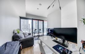 Квартира на Куин-стрит-Запад, Олд Торонто, Торонто,  Онтарио,   Канада за C$774 000