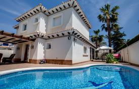 Двухэтажная вилла с бассейном в Кабо Роч, Аликанте, Испания за 700 000 €