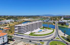 Четырехкомнатная квартира в новом комплексе рядом с портом, Лагуш, Фару, Португалия за 595 000 €