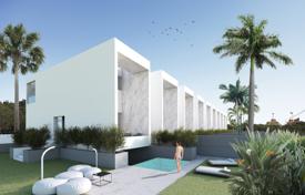 Новые виллы с бассейном и гаражом в Эль-Альбир, Валенсия, Испания за 635 000 €