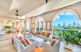 Роскошный пентхаус в классическом стиле всего в шаге от океана, Майами-Бич, Флорида, США за 12 008 000 €