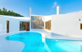 Оригинальная одноэтажная вилла с бассейном и садом в 200 м от пляжа, Родос, Греция за 3 900 € в неделю