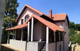 Новый трёхэтажный дом возле реки в центре Колашина, Черногория за 169 000 €